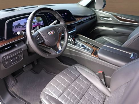 Certified 2023 Cadillac Escalade Sport Platinum RWD image 10