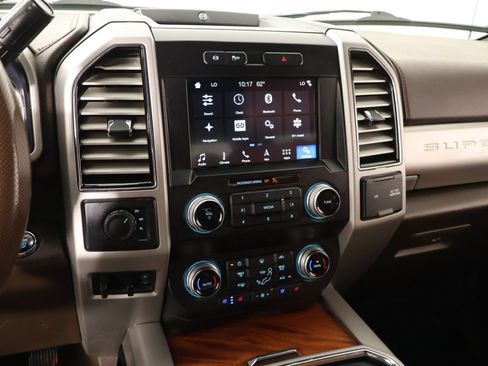 Used 2019 Ford F350 King Ranch AWD/4WD image 5