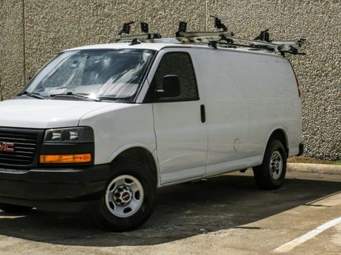 Used 2022 GMC Savana 2500 w/ Driver Convenience Package RWD image 7