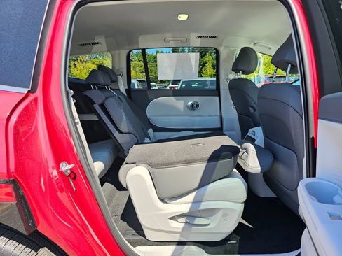 New 2026 Hyundai Ioniq 9 SEL image 12