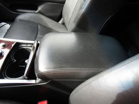 Used 2016 INFINITI Q70 L 3.7 image 26