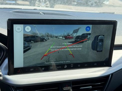 New 2026 Ford Escape SE w/ PHEV Premium Package image 17