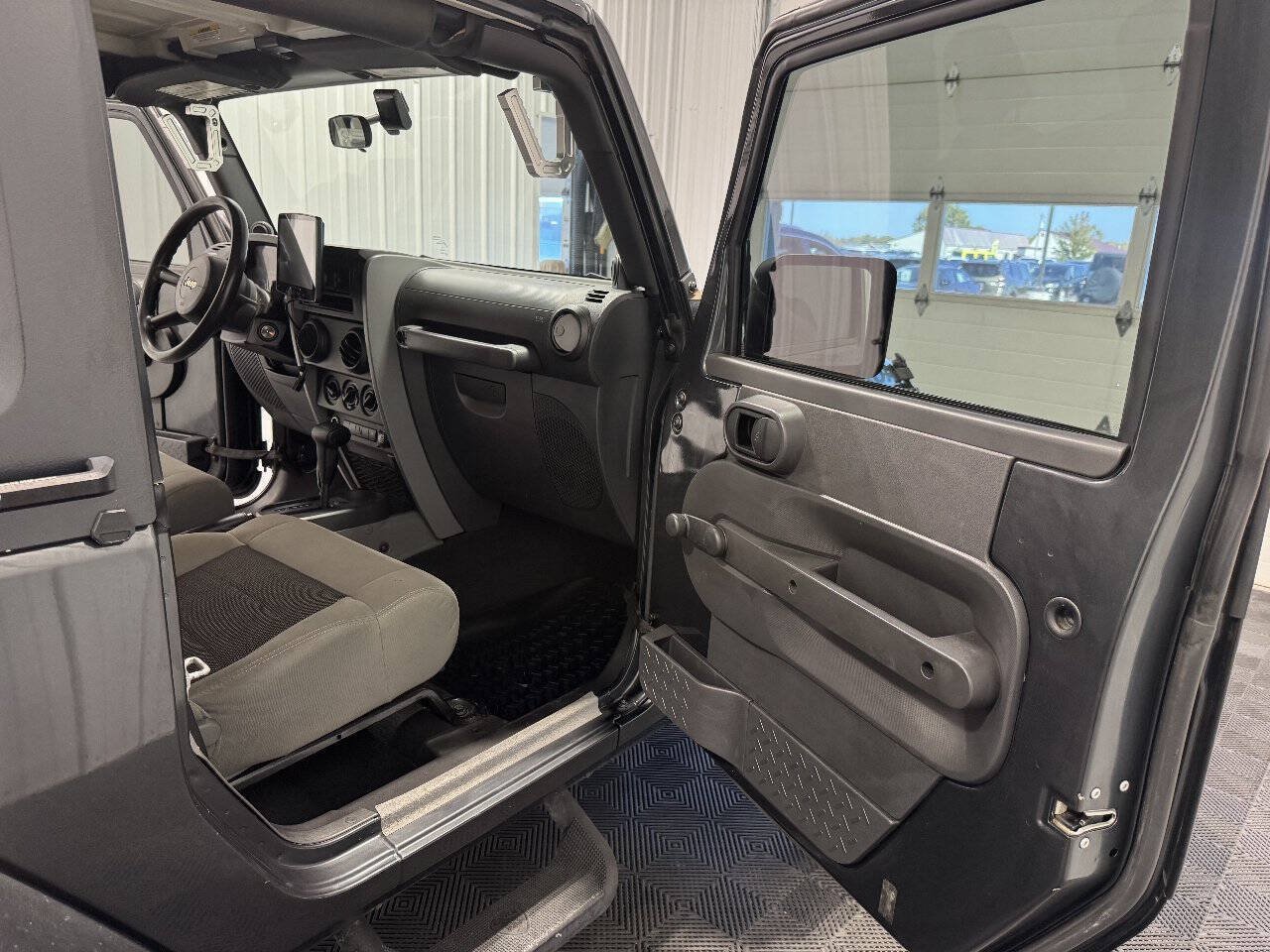 Used 2010 Jeep Wrangler Sport AWD/4WD image 11