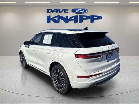 Used 2022 Lincoln Corsair Reserve w/ Equipment Group 201A AWD/4WD image 5
