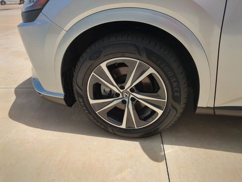 Used 2024 Lexus RX 350 FWD w/ Technology Package image 23