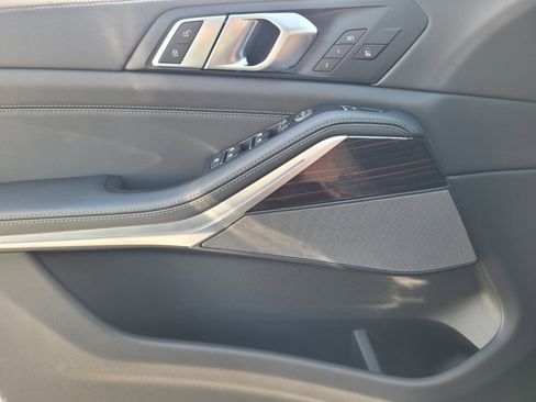 New 2026 BMW X5 sDrive40i image 21
