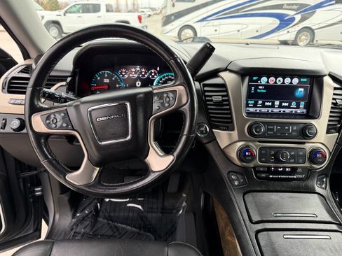 Used 2018 GMC Yukon XL Denali w/ Open Road Package image 37