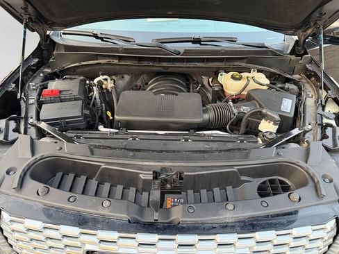 Used 2021 GMC Yukon Denali w/ Denali Premium Package AWD/4WD image 11