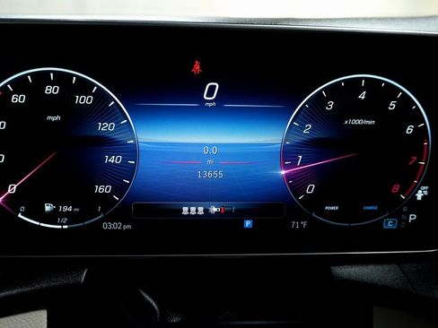 Used 2024 Mercedes-Benz GLC 300 4MATIC image 26