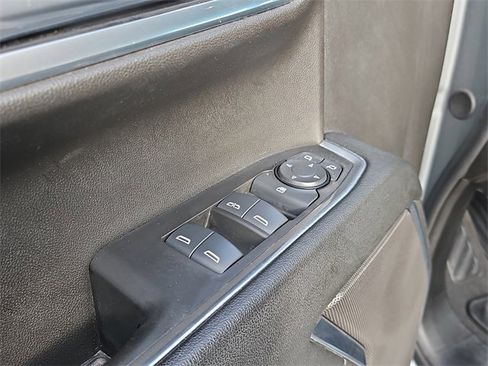 Used 2025 Chevrolet Silverado 1500 LT image 22