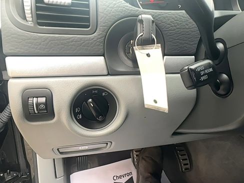 Used 2004 Porsche Cayenne S image 12