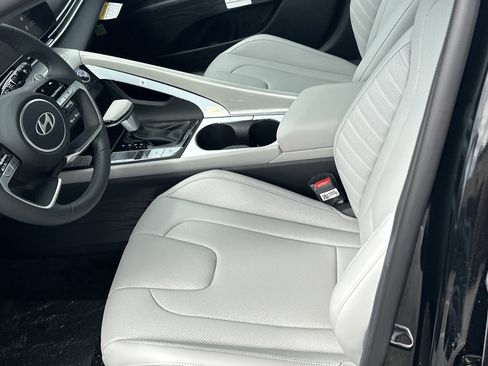 New 2026 Hyundai Elantra Limited FWD image 13