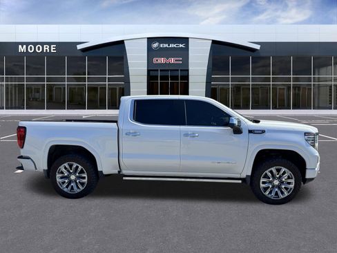 Used 2024 GMC Sierra 1500 Denali AWD/4WD image 2