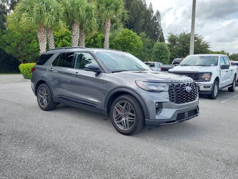 New 2026 Ford Explorer ST-Line w/ ST-Line Street Pack RWD image 33