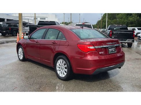 Used 2013 Chrysler 200 Touring FWD image 7
