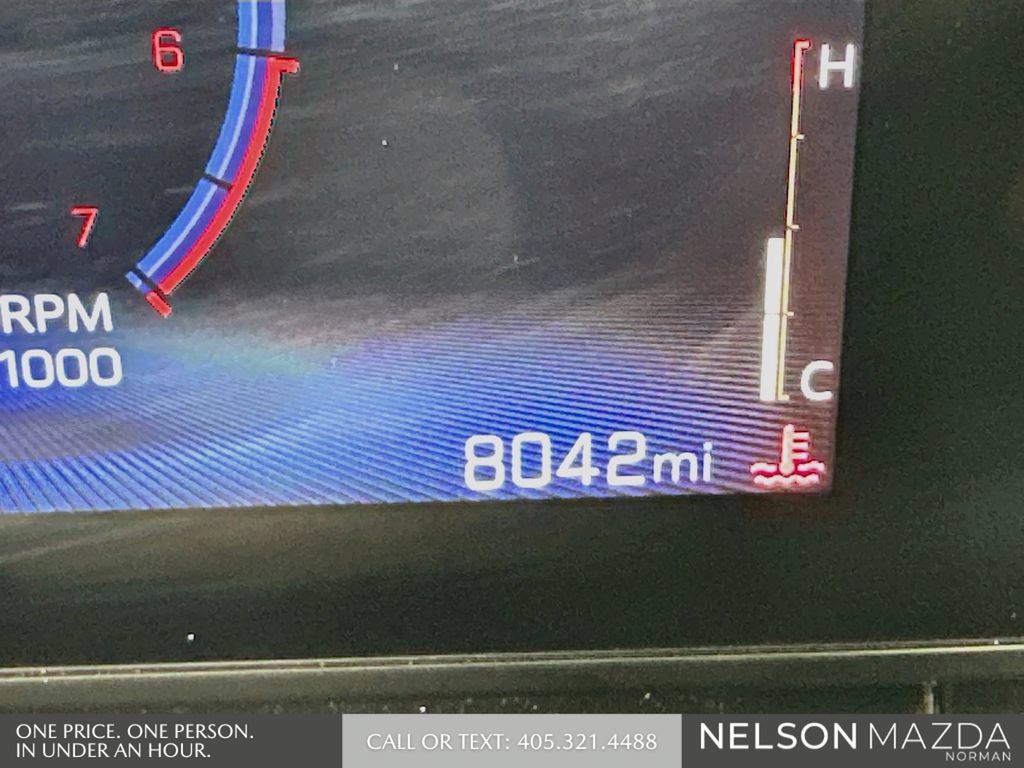 Used 2026 Chevrolet Trax RS w/ Sunroof Package FWD image 14