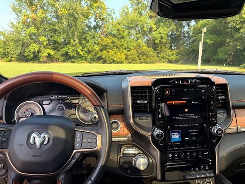 Used 2020 RAM 1500 Limited RWD image 37