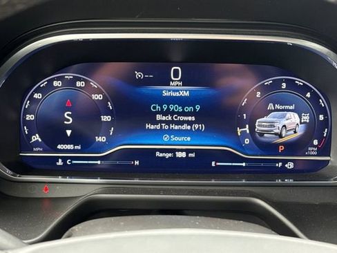 Used 2023 Chevrolet Tahoe Z71 w/ Luxury Package image 37