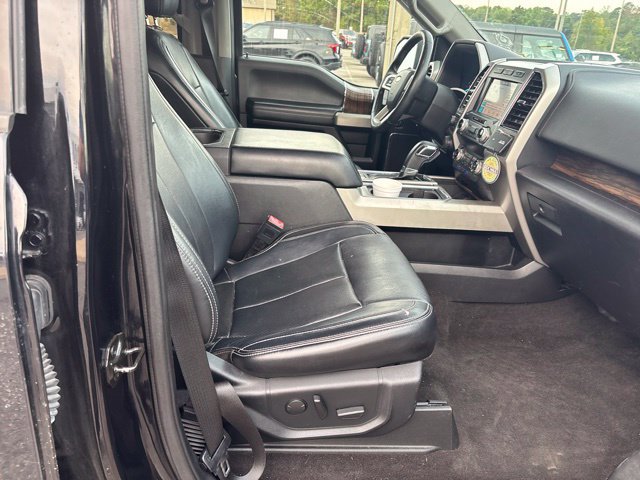 Used 2019 Ford F150 Lariat w/ Equipment Group 502A Luxury AWD/4WD image 11