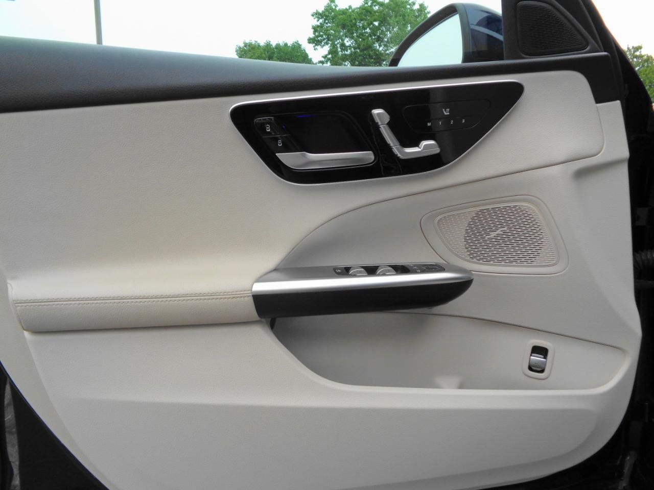 Used 2023 Mercedes-Benz C 300 4MATIC Sedan image 13