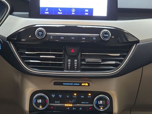 Used 2021 Ford Escape SE w/ Convenience Package image 18