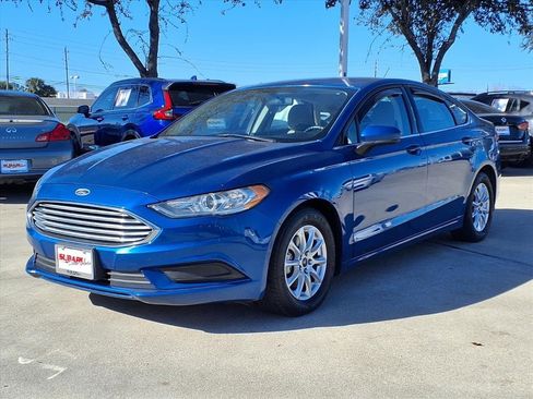 Used 2018 Ford Fusion S image 25