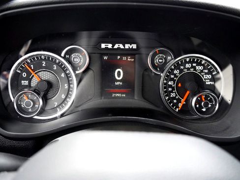 Used 2024 RAM 2500 Big Horn w/ Bed Utility Group image 24