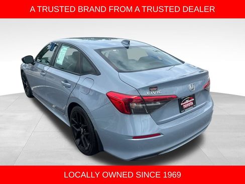 Used 2022 Honda Civic Sport image 3