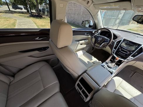 Used 2016 Cadillac SRX Luxury w/ Driver Awareness Package FWD image 24