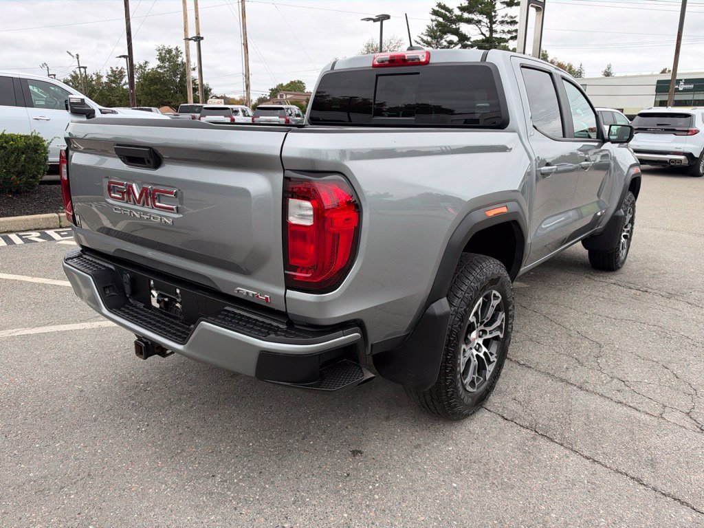 Used 2024 GMC Canyon AT4 AWD/4WD image 6