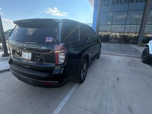 Used 2021 Chevrolet Tahoe Z71 w/ Z71 Signature Package AWD/4WD image 26
