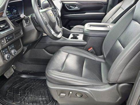 Used 2023 Chevrolet Suburban LT AWD/4WD image 10