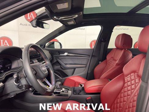 Used 2023 Audi SQ5 Premium Plus w/ Premium Plus Package image 9
