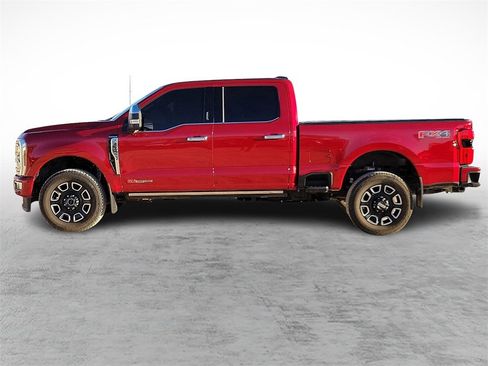 Used 2024 Ford F350 Platinum w/ FX4 Off-Road Package image 6