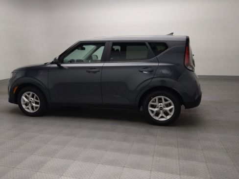 Used 2025 Kia Soul S image 3
