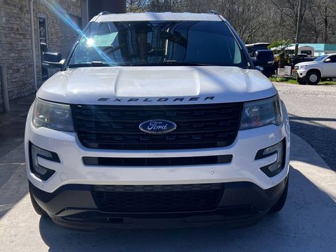 Used 2016 Ford Explorer Sport image 9