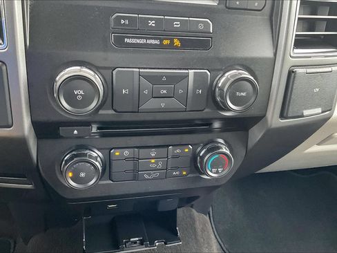 Used 2018 Ford F150 XLT AWD/4WD image 31