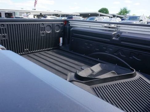 Used 2024 Nissan Titan PRO-4X w/ Pro-4x Convenience Package AWD/4WD image 48