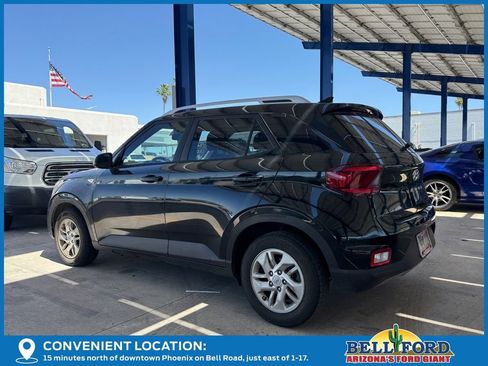 Used 2020 Hyundai Venue SEL w/ Convenience Package image 3