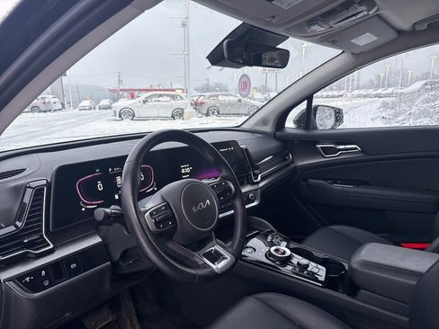 Used 2023 Kia Sportage EX image 16