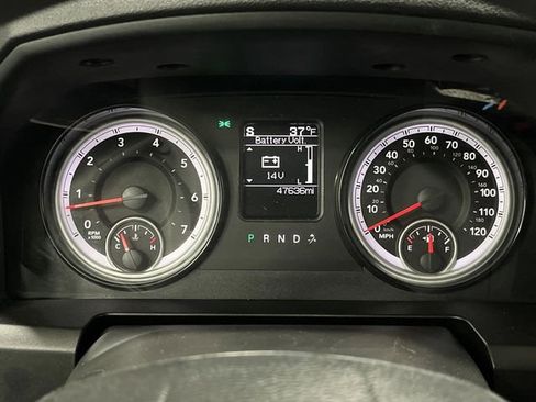 Used 2022 RAM 1500 Classic SLT image 15