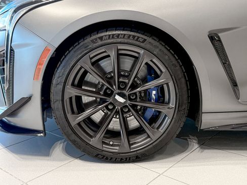 Certified 2025 Cadillac CT4 V Blackwing w/ Petit Pataud Special Edition RWD image 9