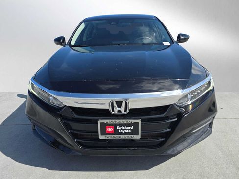 Used 2018 Honda Accord LX image 8