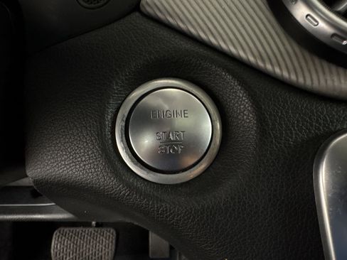 Used 2015 Mercedes-Benz GLA 250 4MATIC image 27