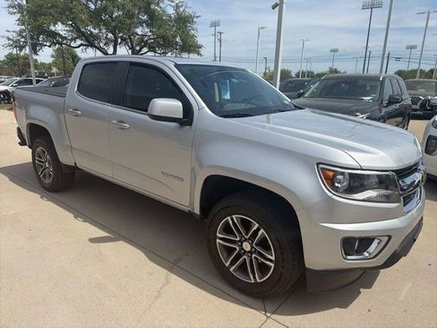 Used 2020 Chevrolet Colorado LT w/ Safety Package image 2