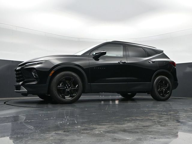 Used 2023 Chevrolet Blazer LT w/ Midnight/Sport Edition AWD/4WD image 42