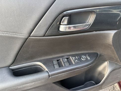 Used 2013 Honda Accord Sport image 17