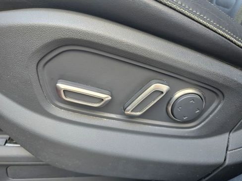 Used 2022 Rivian R1T Adventure image 19