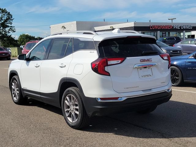 Used 2024 GMC Terrain SLT AWD/4WD image 5