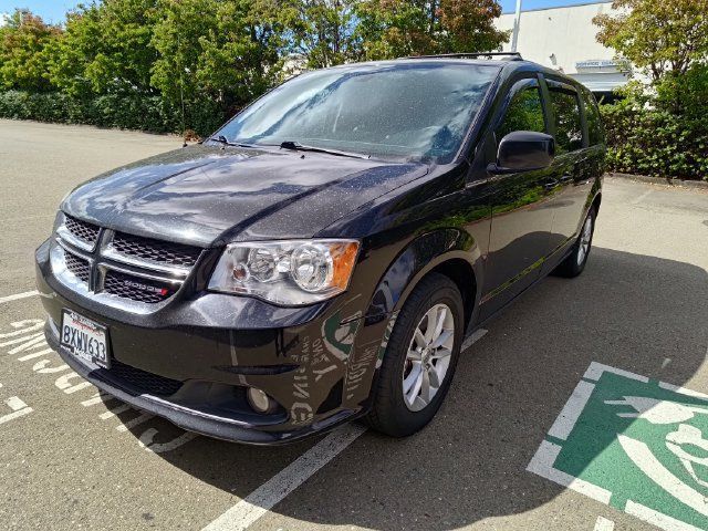 Used 2020 Dodge Grand Caravan SXT FWD image 2